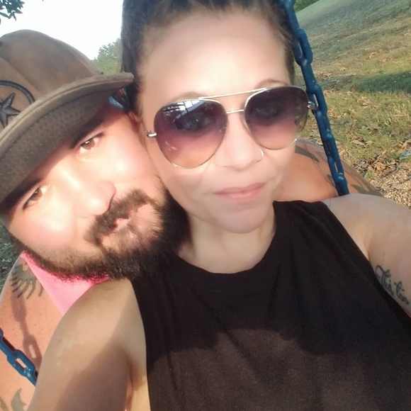 Meet your Posher, Kris - Picture 1 of 1